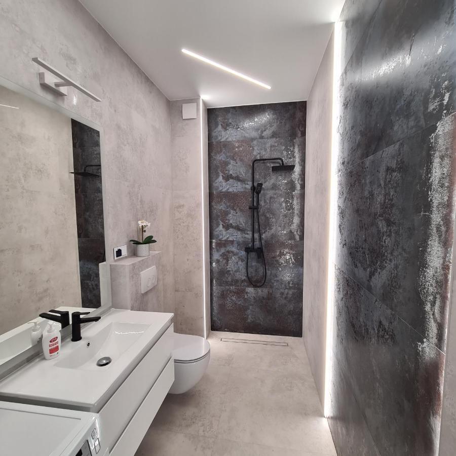 Апартаменты Apartament Z Tarasem Morska 8 Rewal 50M Do Morza Экстерьер фото