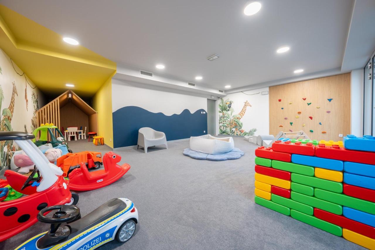 Апартаменты Apartament Z Tarasem Morska 8 Rewal 50M Do Morza Экстерьер фото
